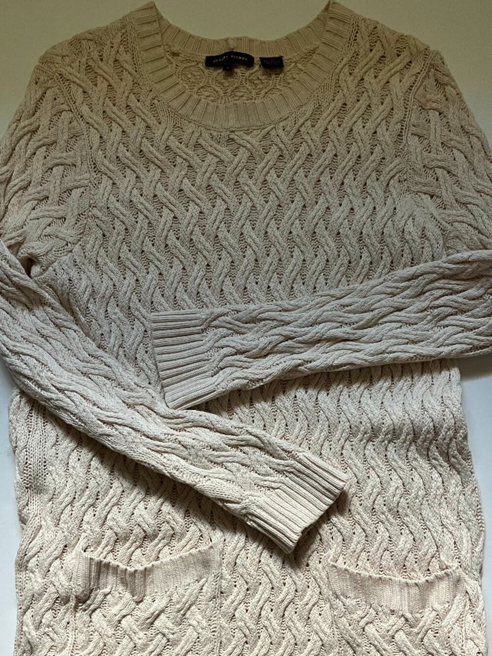 WOMEN'S TAN SWEATER